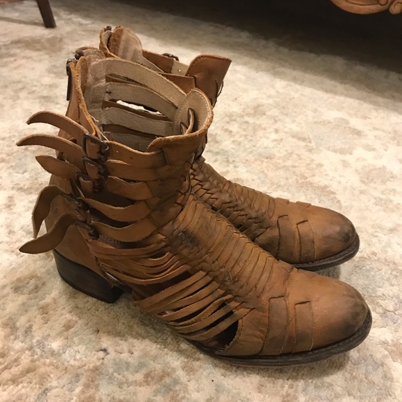 Freebird by Steven Shoes - Leather Ankle boots